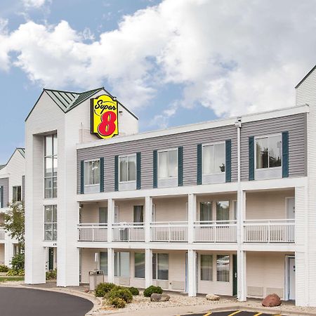 Super 8 By Wyndham Madison East Hotel Kültér fotó