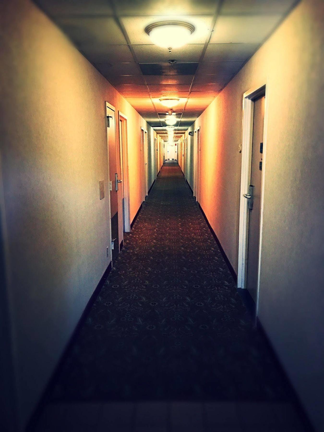 Super 8 By Wyndham Madison East Hotel Kültér fotó
